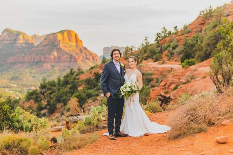 Andrea and Ty: Northern Arizona Elopement Photography scenic couple Top 3 Favorite Sedona Wedding Venues