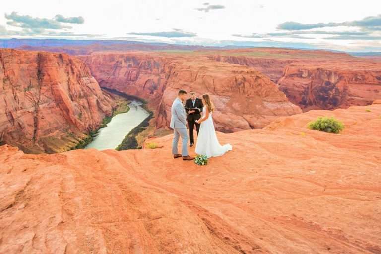 Lindsey and Joe - Horseshoe Bend Wedding and Elopement Photographers